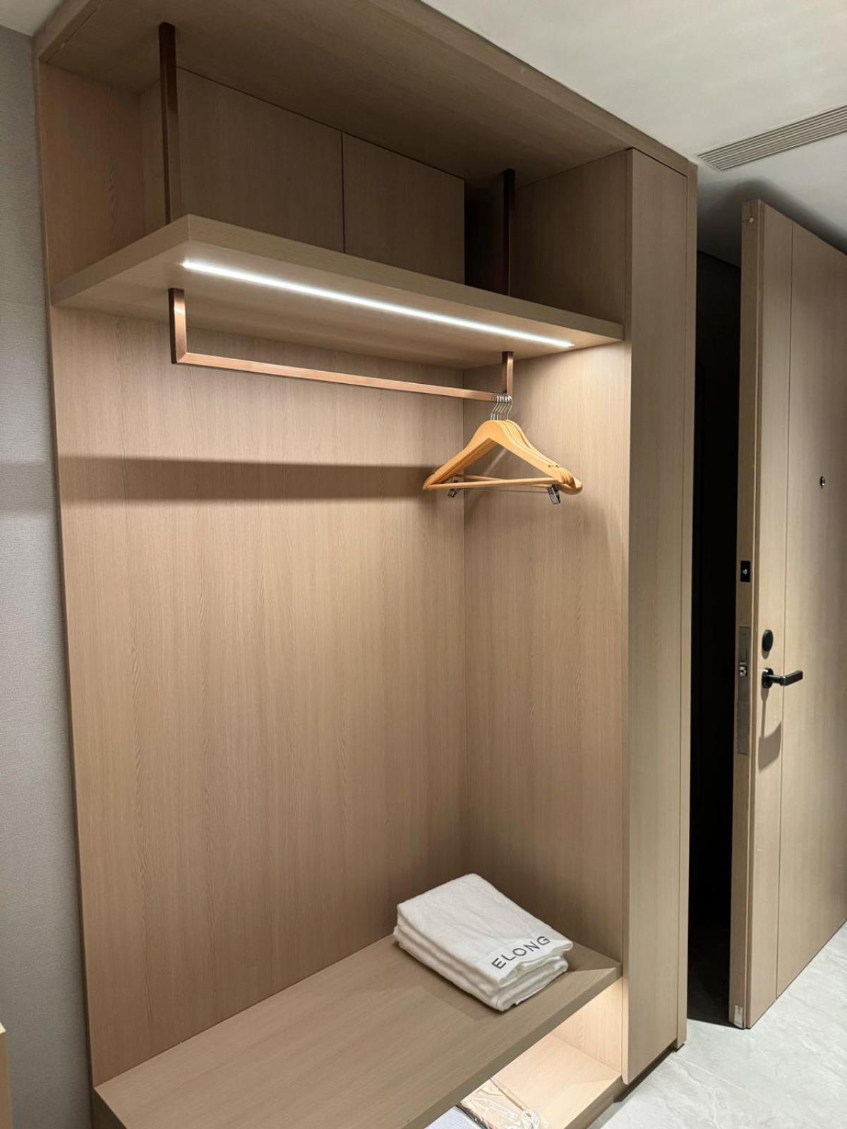 Elong Pik Hotel 4*